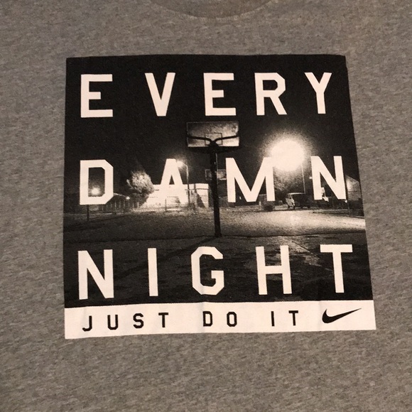 Nike Men’s Dri-Fit. XXL - Picture 3 of 4